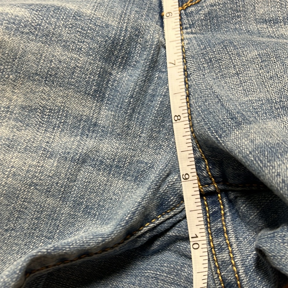 Levi’s Denizen Curvy Slim jeans. Size 14 short. - Picture 4 of 4